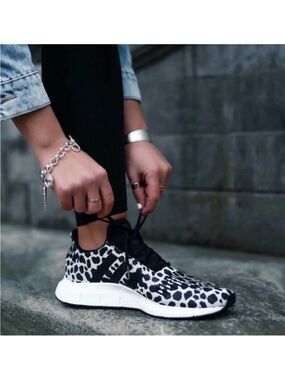 Size 8.5 adidas Black & White Leopard Swift Women's Sneakers